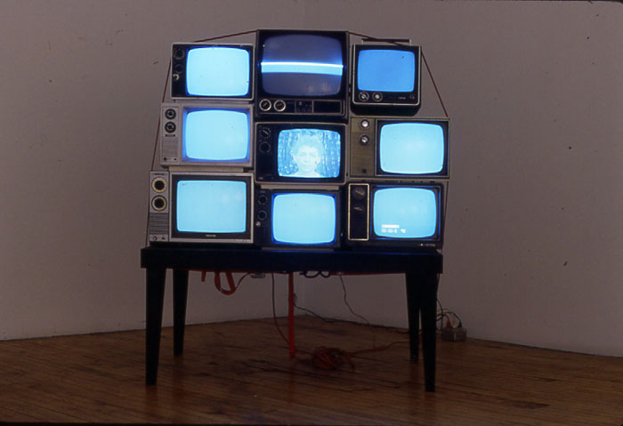 ac2k_1970_3_bw monit